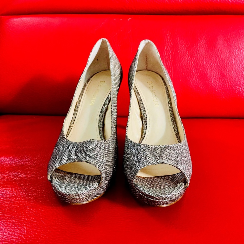 Enzo Angiolini Eabracy Gold Peep-toe Pumps - Size 6 1/2, Women’s